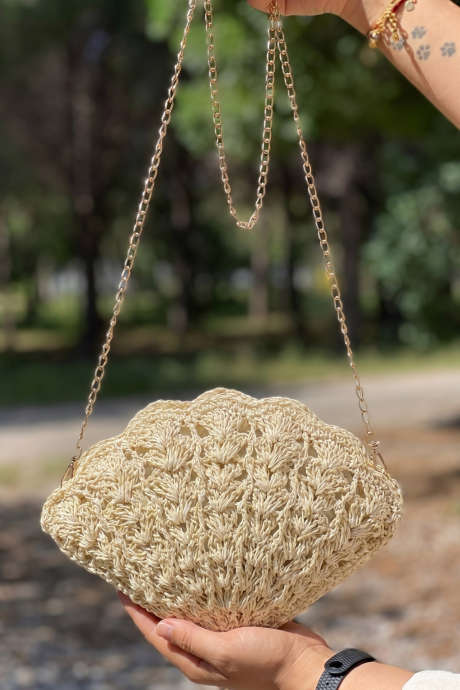 White Crochet Straw Beach Vacation Shell Shape Chain Strap Bag BH03802-P101