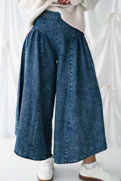 Sail Blue Casual Wide Leg Below-the-knee Jeans with Pocket Detail