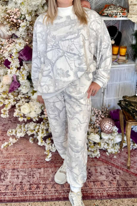Σετ Plus Size με γκρι print και στάμπα καμουφλάζ, oversize λαιμόκοψη, μακρυμάνικο, κανονική εφαρμογή