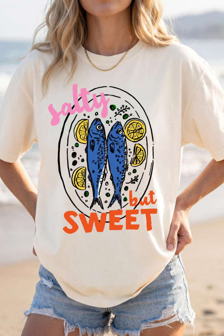 Puting Maalat Ngunit Matamis na Isdang Lemon Graphic Tee