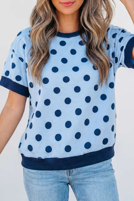 Kaswal na T-shirt na may Kulay Asul na may Trim na Polka Dot
