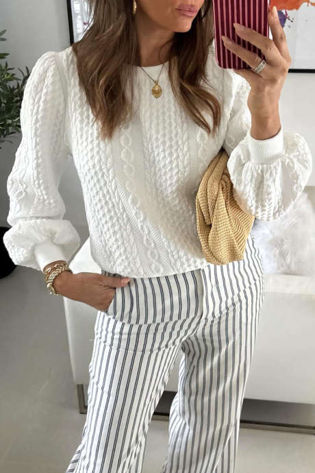 Puting Kaswal na Long Sleeve Round Neck Solid Textured Knit Sweater