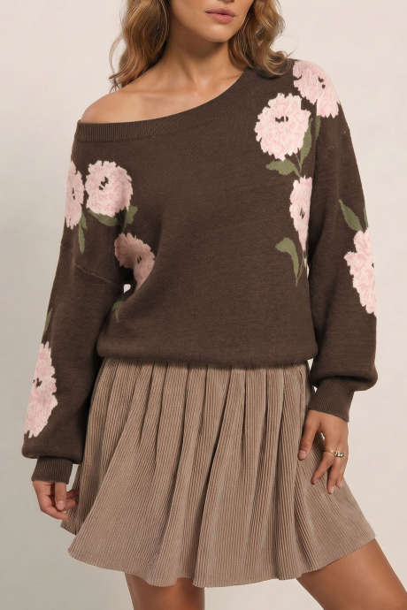 Mörkbrun blommig pullover med nedsänkta axelband