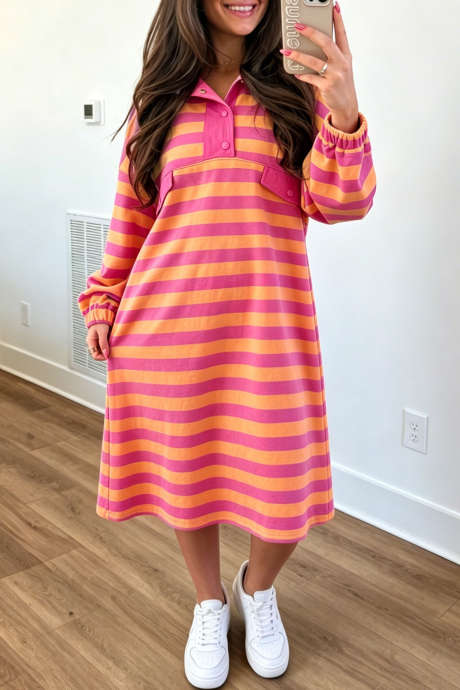Vestido midi de gola alta e mangas compridas com listras rosa