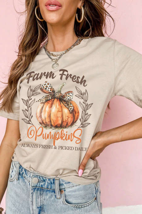Kaos Grafis Khaki dengan Slogan Labu Segar dari Peternakan untuk Musim Gugur dan Thanksgiving