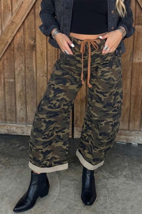 Multicolour Camouflage Print Retro Grommet Tie Waist Loose Jeans LC7876970-P22