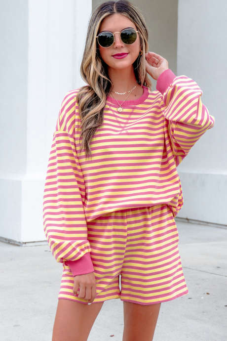 Set 2 Potong Atasan Lengan Panjang Leher Bulat Motif Garis Kuning dan Celana Pendek Kasual