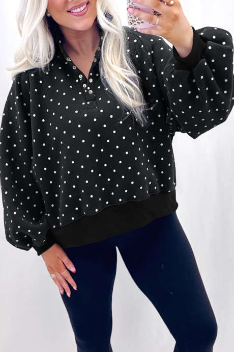 Sweatshirt Pullover Kasual dengan Motif Polkadot Hitam dan Kerah Kancing Logam