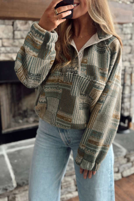 Sweatshirt lengan panjang kasual motif western hijau berbahan fleece