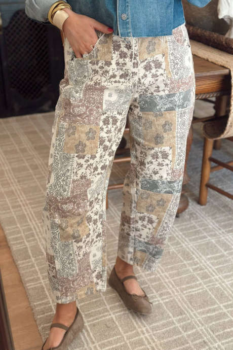 Večbarvne boho cvetlične patchwork ravne kavbojke do gležnjev z zahodnjaškim potiskom