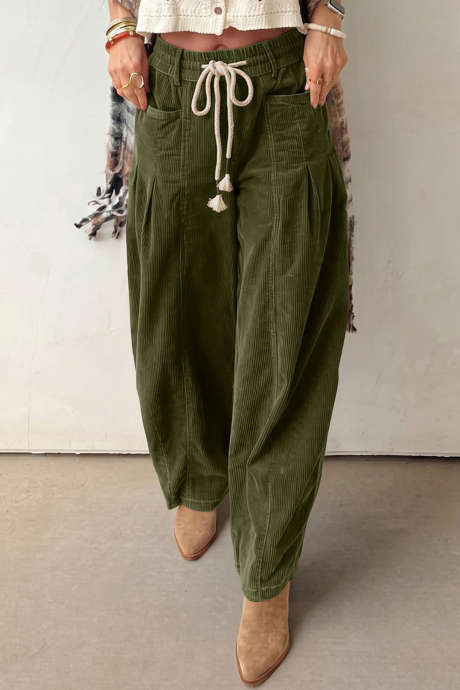 Schwarzgrüne Cordhose mit elastischem Bund und Kordelzug