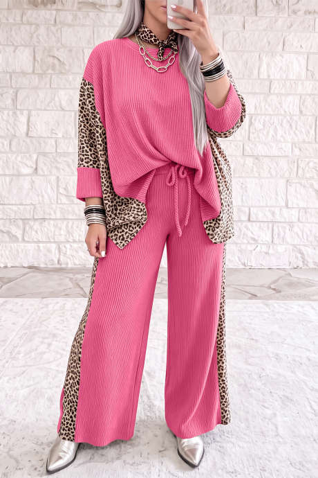 Conjunto de top de manga larga con estampado de leopardo rosa fresa y patchwork acanalado retorcido y pantalón holgado