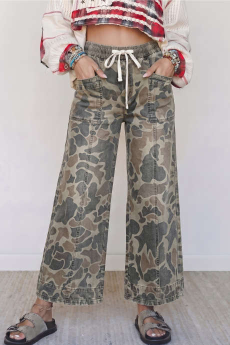 Jean à imprimé camouflage multicolore, taille élastiquée avec cordon de serrage et poches