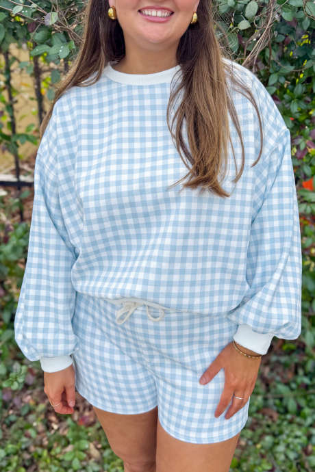 Ensemble pull ample à carreaux vichy bleu ciel et short à cordon grande taille