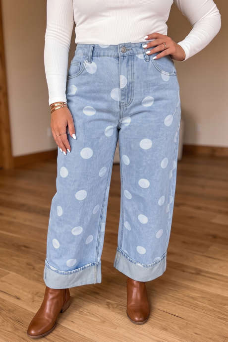Quần jeans dài chấm bi màu xanh da trời nhạt, dáng regular fit, cỡ lớn PL7877353-P420