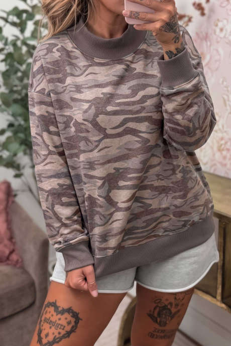 Multikleurige camouflageprint coltrui casual trui