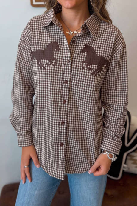 Camicia a maniche lunghe a quadri western marroni con motivo equestre.