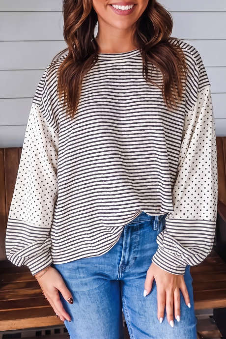 Pullover-Top mit weißem Streifen- und Polka-Dot-Muster und Patchwork-Print