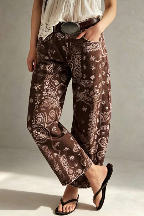 Texans marrons amb estampat floral de paisley occidental boho