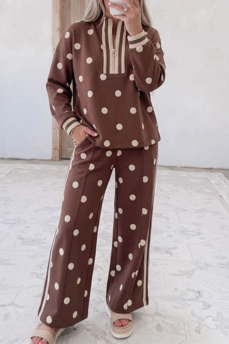 Conjunto de 2 piezas: top de manga larga con detalle de rayas y lunares marrones y pantalón casual sastre.