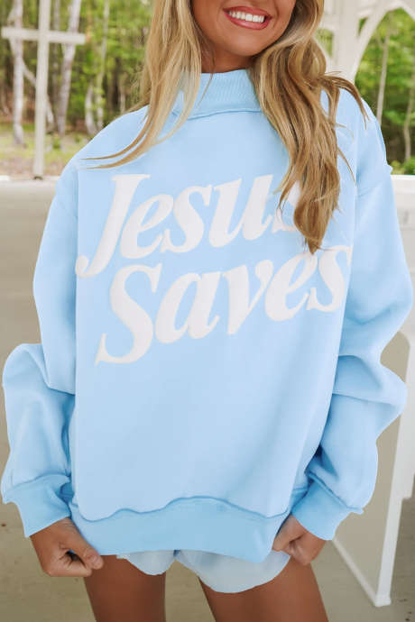 Sudadera holgada de cuello alto con estampado del eslogan "Jesús salva" en color azul niebla