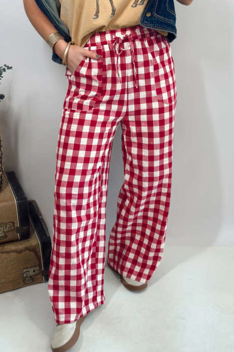 Pantalones rectos de cuadros vichy rojos con cintura elástica y lazo.