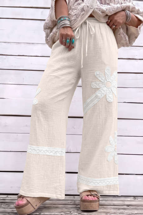 Pantalones casuales de pierna ancha estilo boho con encaje floral blanco LC7714904-P101