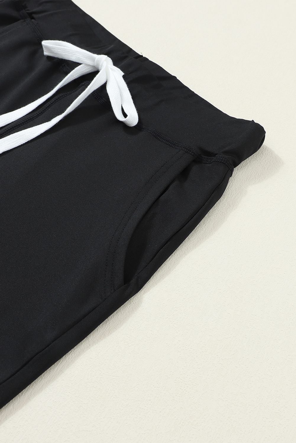Black Drawstring Elastic Waistband Pocketed Joggers view 6