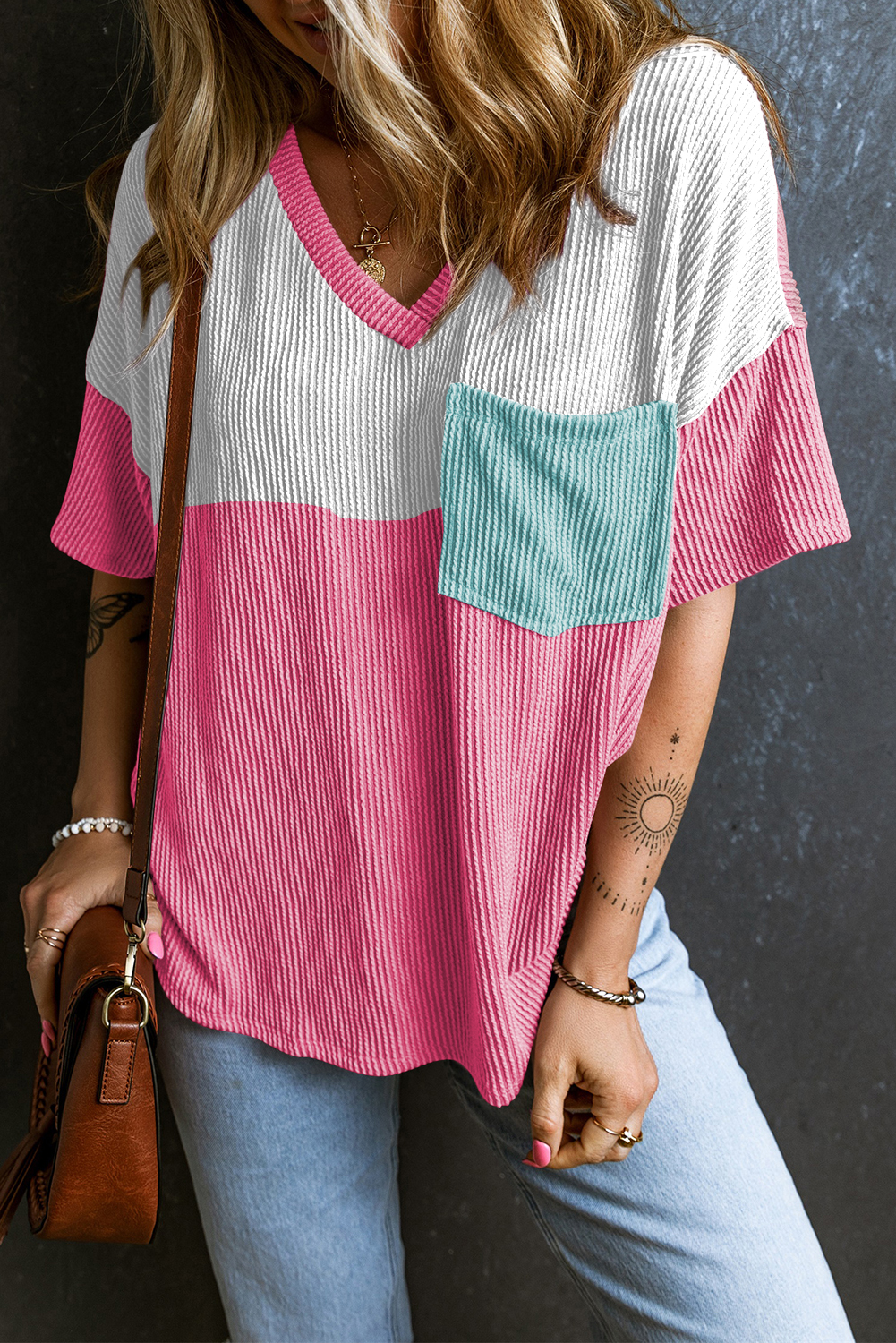 Floral Patch Color Block V-Neck T-Shirt
