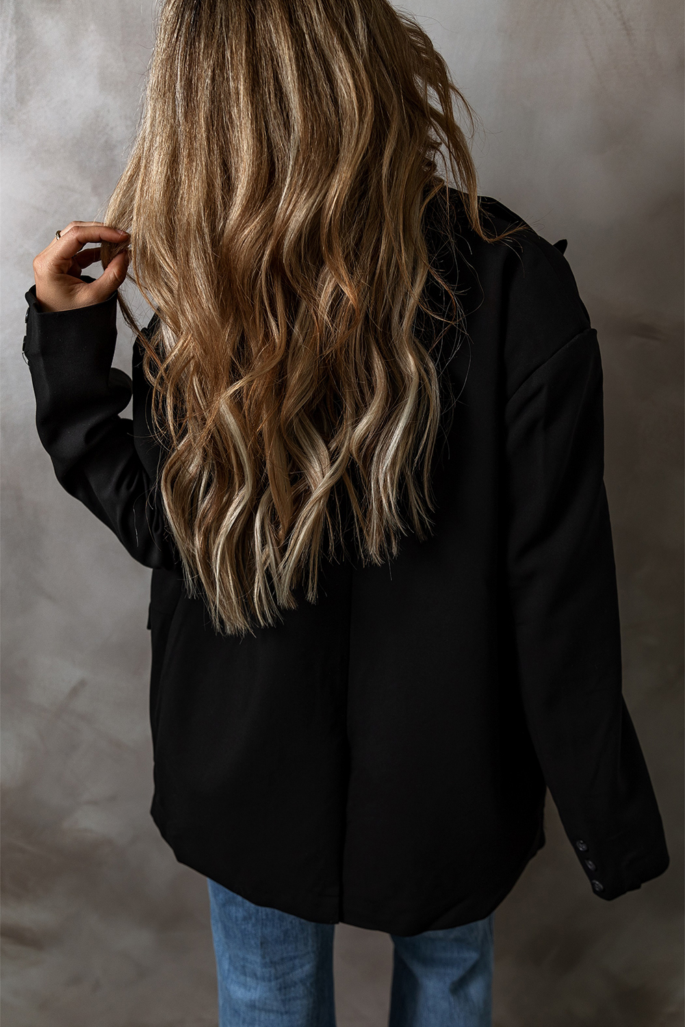 Black Lapel Flap Pocket Buttoned Blazer view 2
