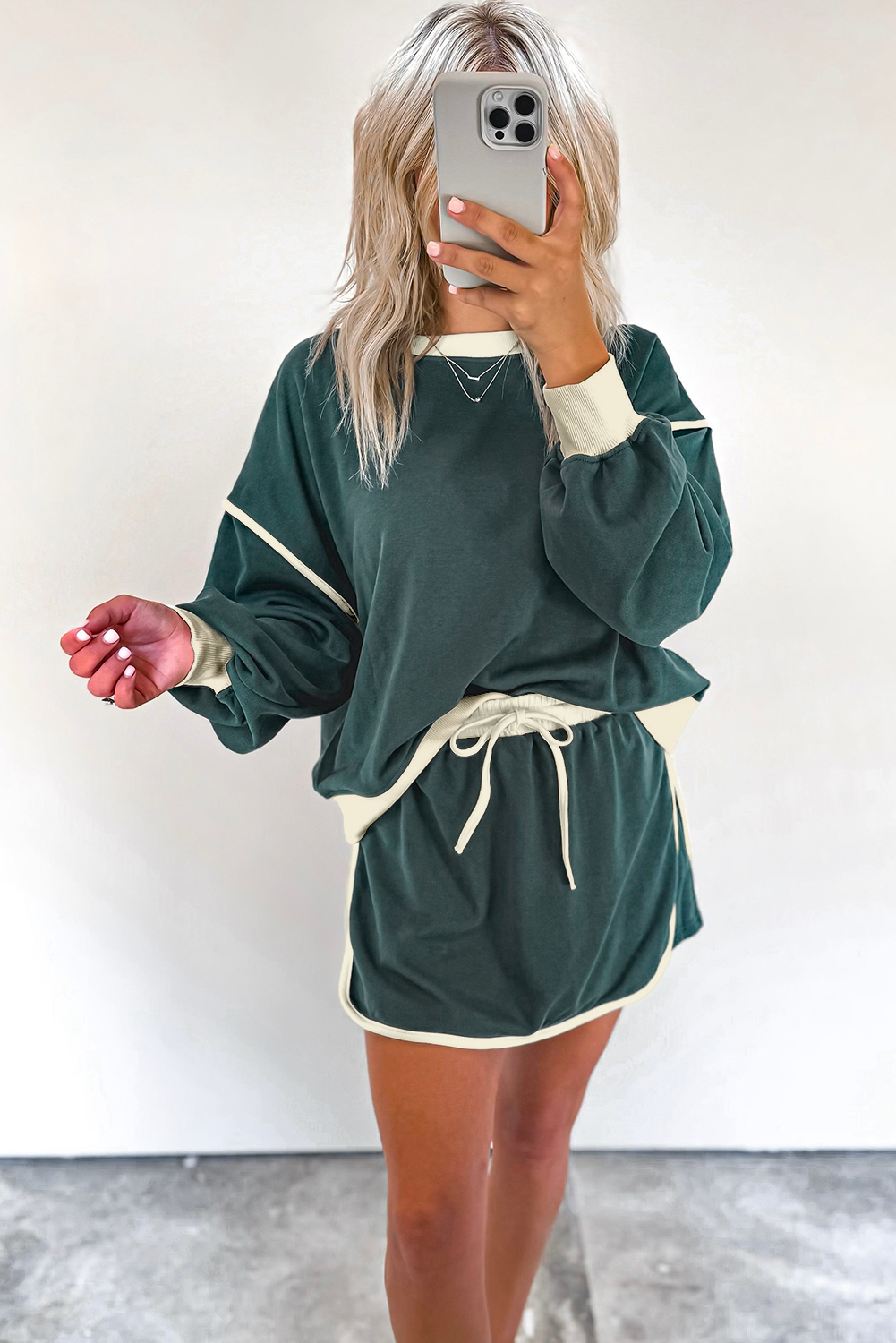 Evergreen Color Contrast Loose Pullover and Lace-up Waist Skort Set view 7