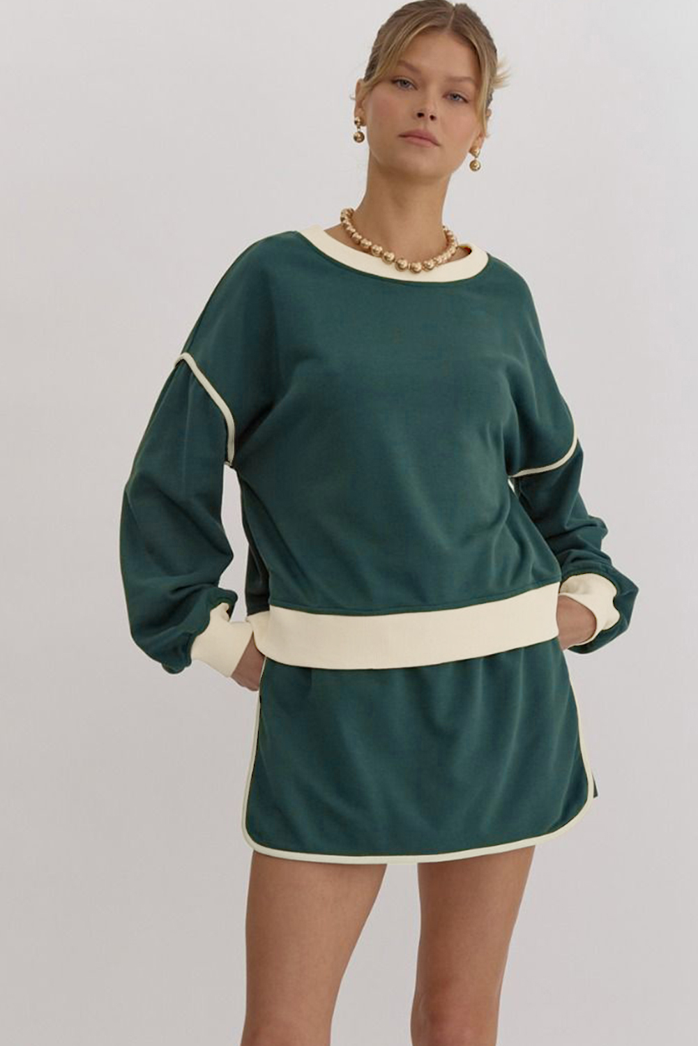 Evergreen Color Contrast Loose Pullover and Lace-up Waist Skort Set view 8