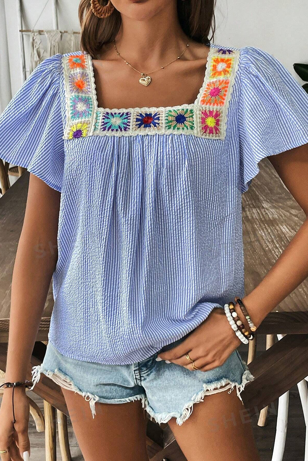 Sky Blue Contrast Trim V Neck Cuffed Bracelet Sleeve Floral Blouse