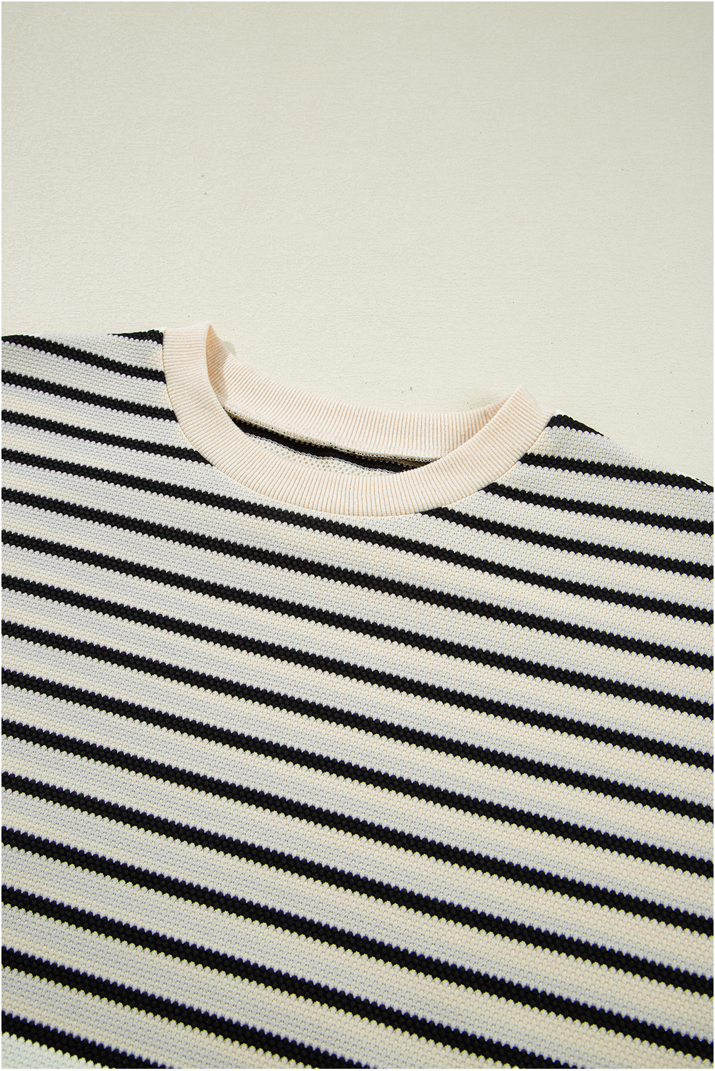 Black Stripe Scallop Lace Trim Ruffle Short Sleeves Crewneck Top