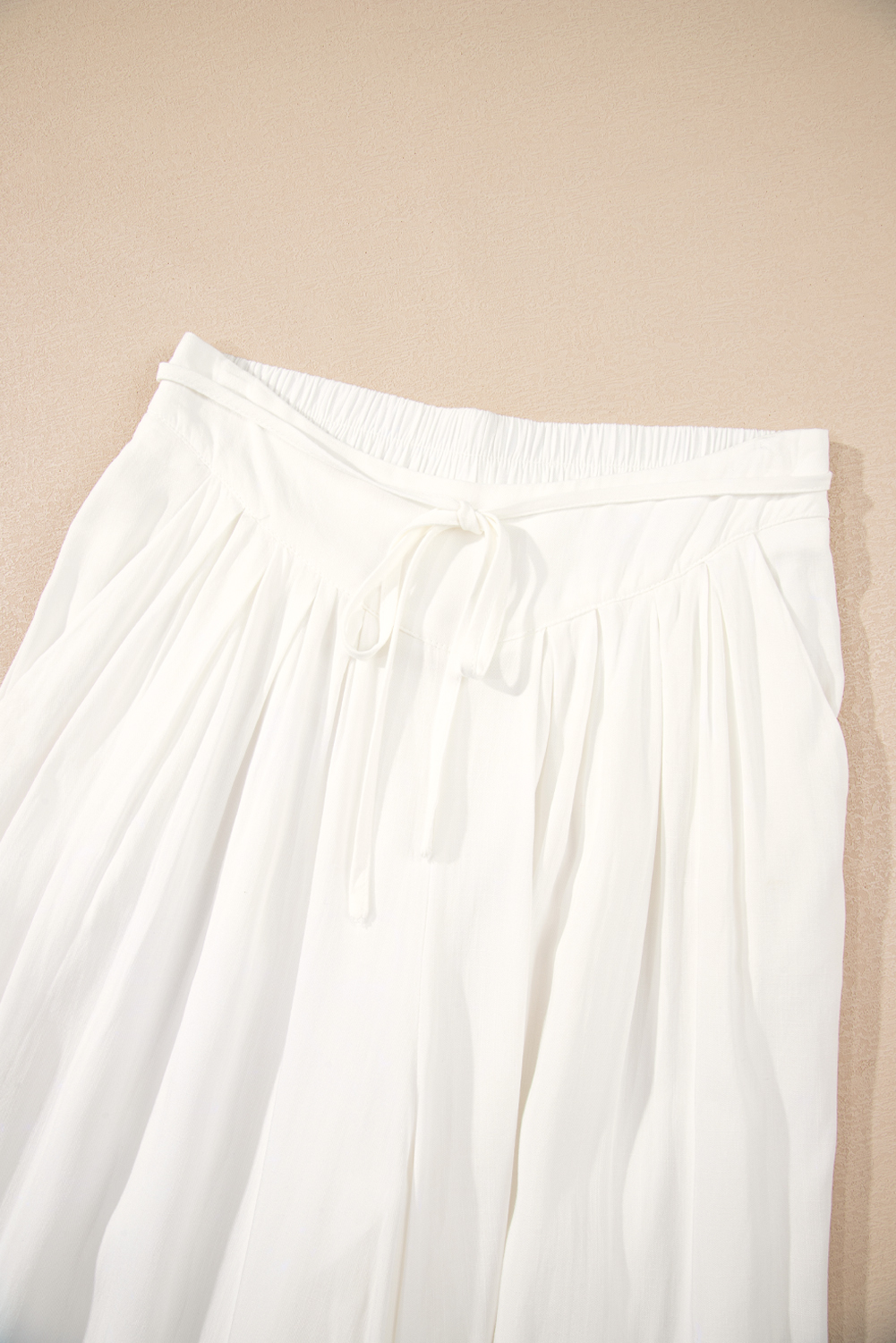 White Solid Drop Waist Pleated Wide Leg Casual Pants view 10