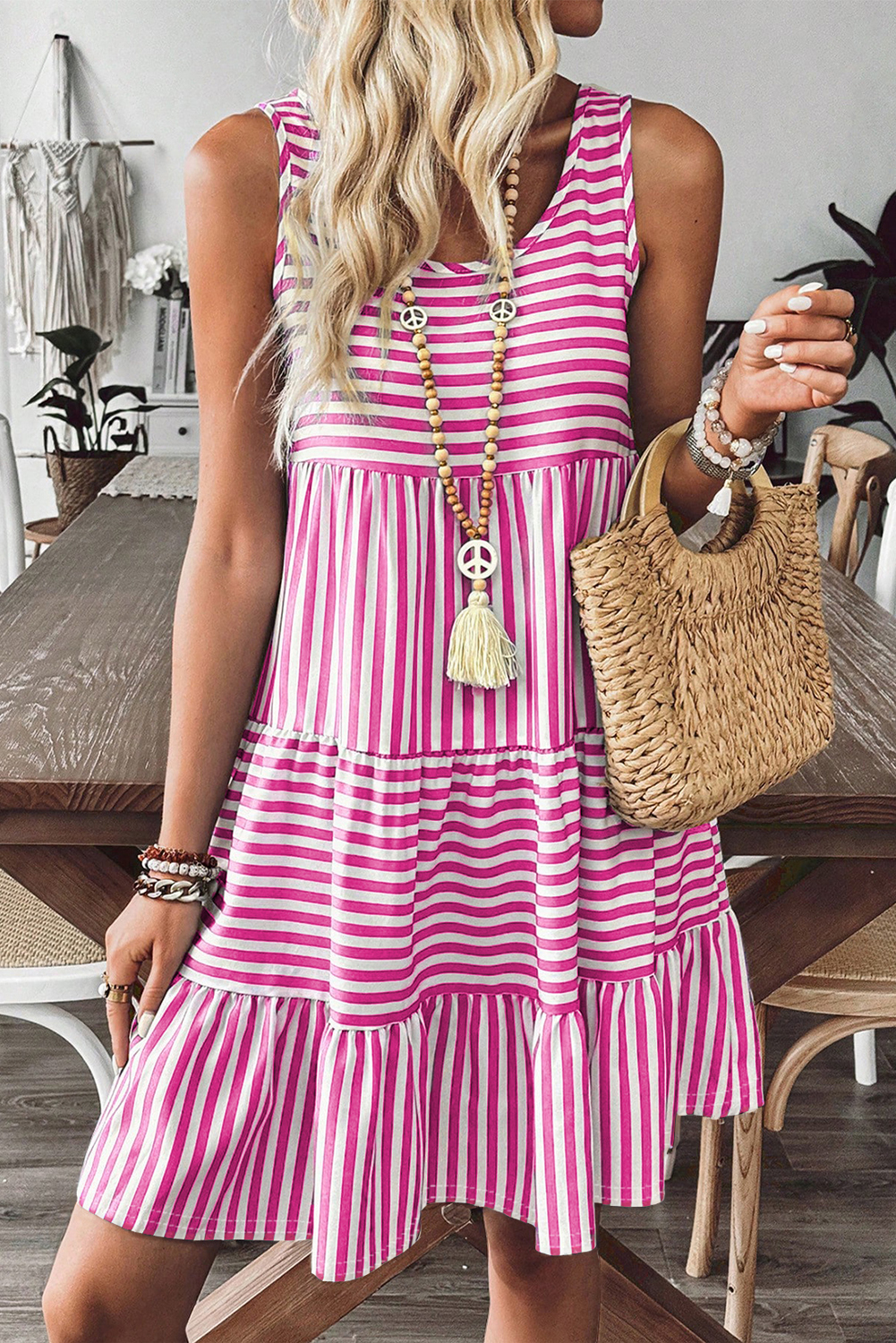 Sleeveless Loose-fit Dress
