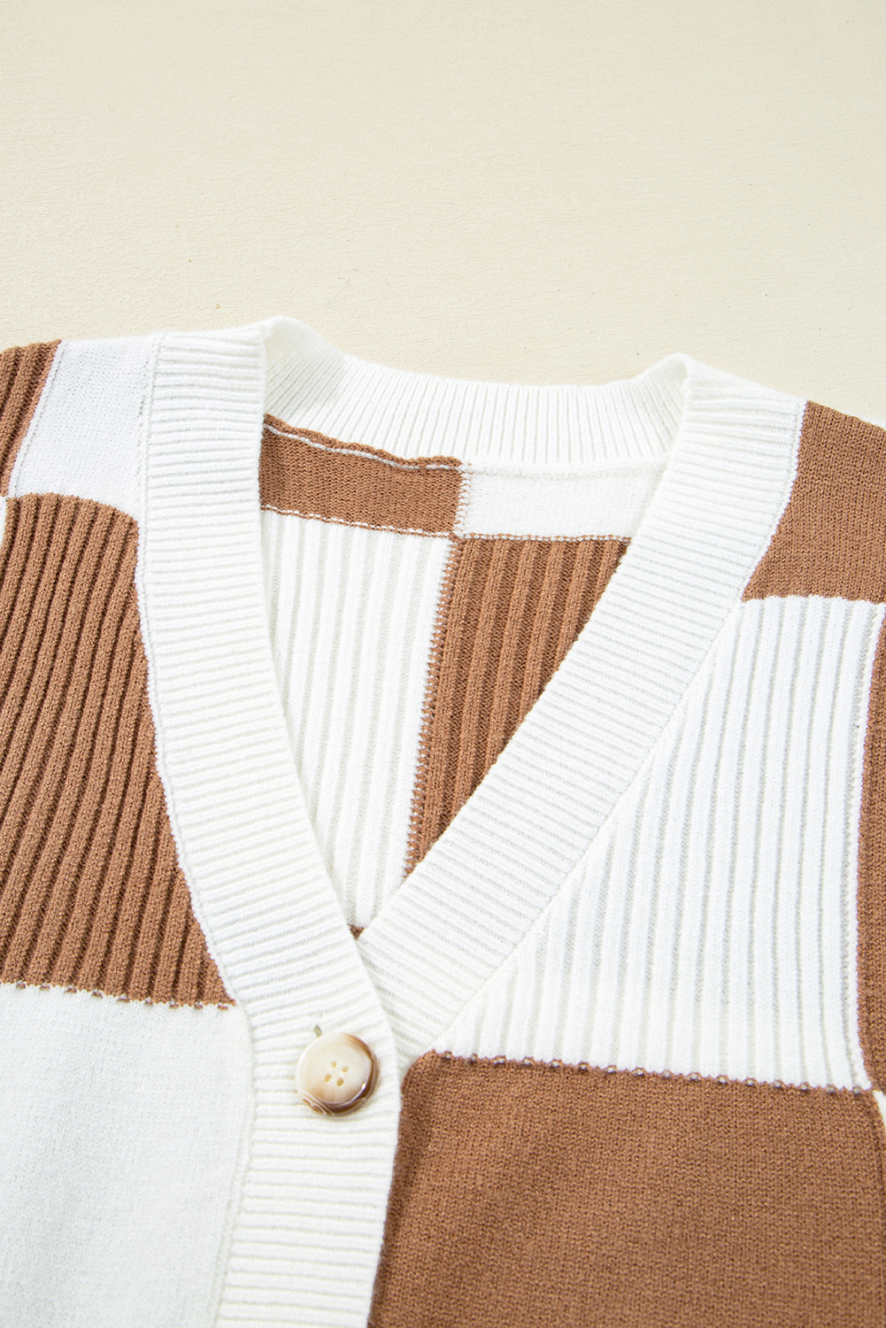 Khaki Checkered Pattern Ribbed Detail Button V Neck Sweater Cardigan view 15