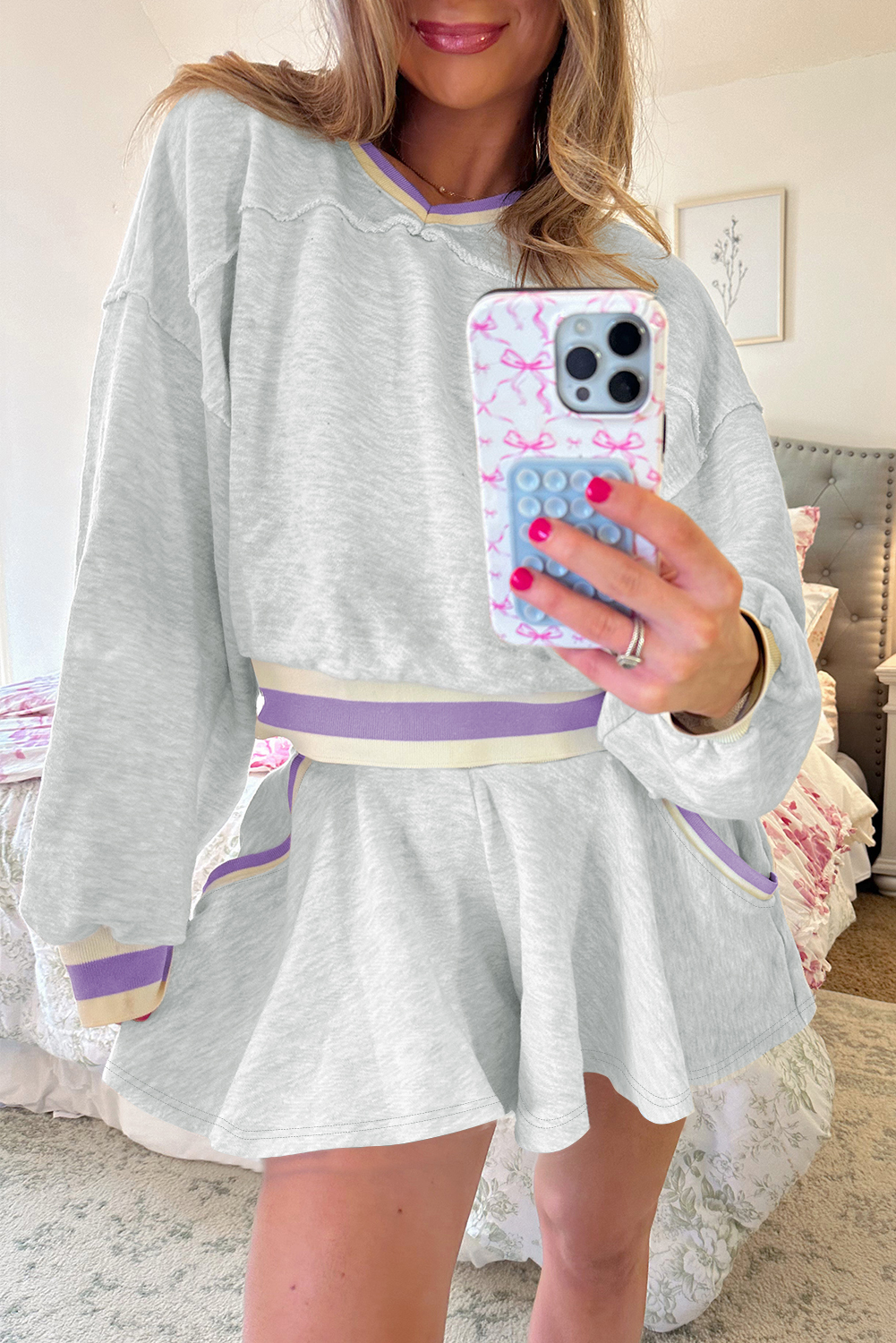Light Grey Contrast Striped Bands Cropped Pullover and Athletic Short Set view 14