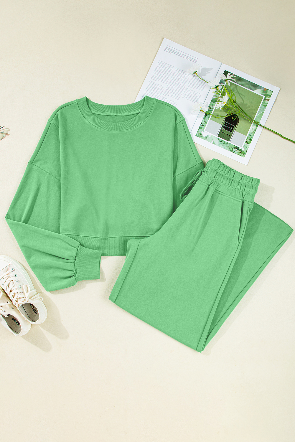 Bright Green Drop Shoulder Puff Sleeve Crop Pullover Drawstring Wide Leg Pants Set view 9