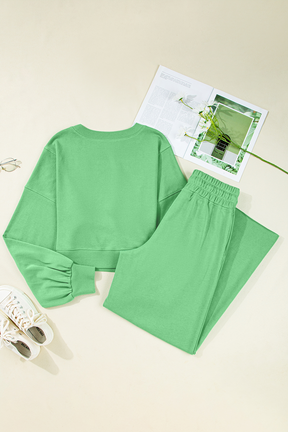 Bright Green Drop Shoulder Puff Sleeve Crop Pullover Drawstring Wide Leg Pants Set view 10