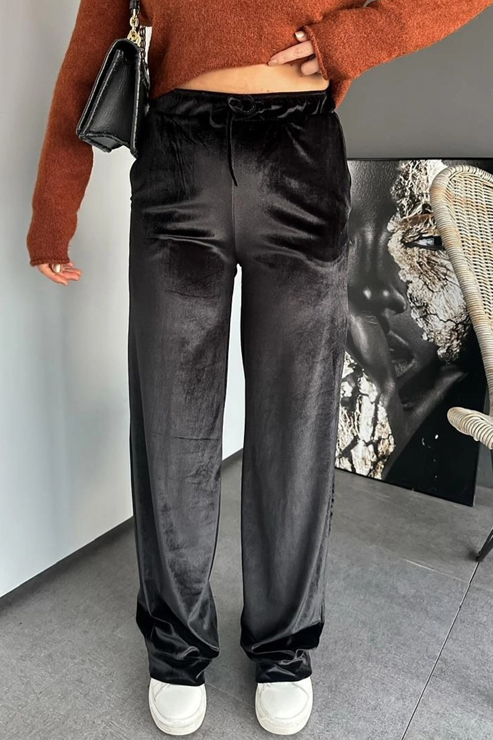 Black Shiny Velvet Drawstring High Waist Straight Leg Casual Pants view 3