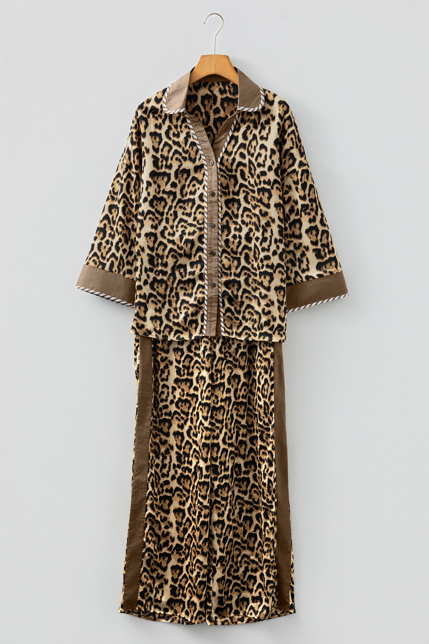 Brown Leopard Collared 3/4 Sleeve Shirt and Loose Pants Two Piece Outfit Set view 14