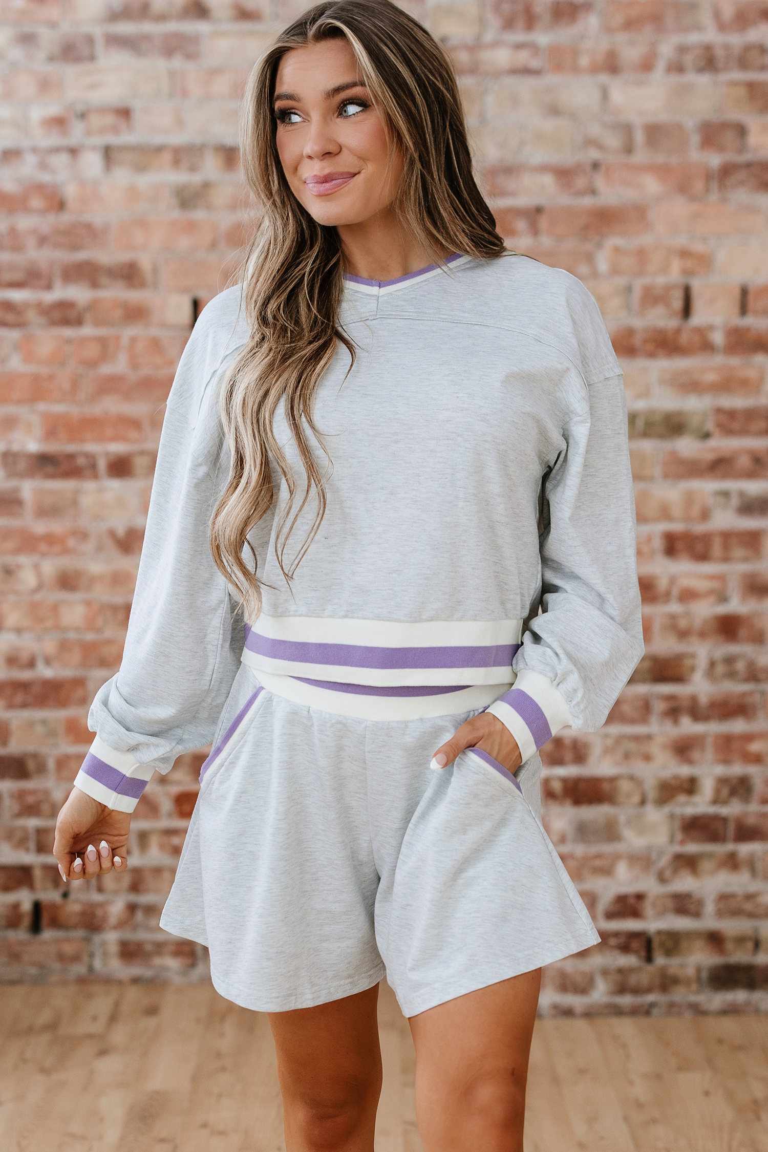 Light Grey Contrast Striped Bands Cropped Pullover and Athletic Short Set view 4