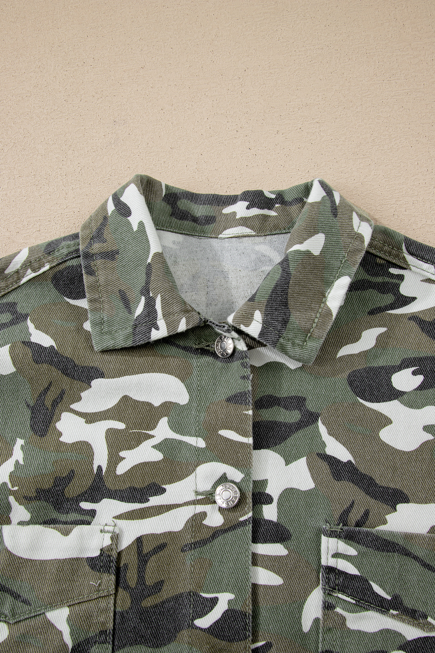 Green Camo Chest Pockets Loose Jean Jacket view 17