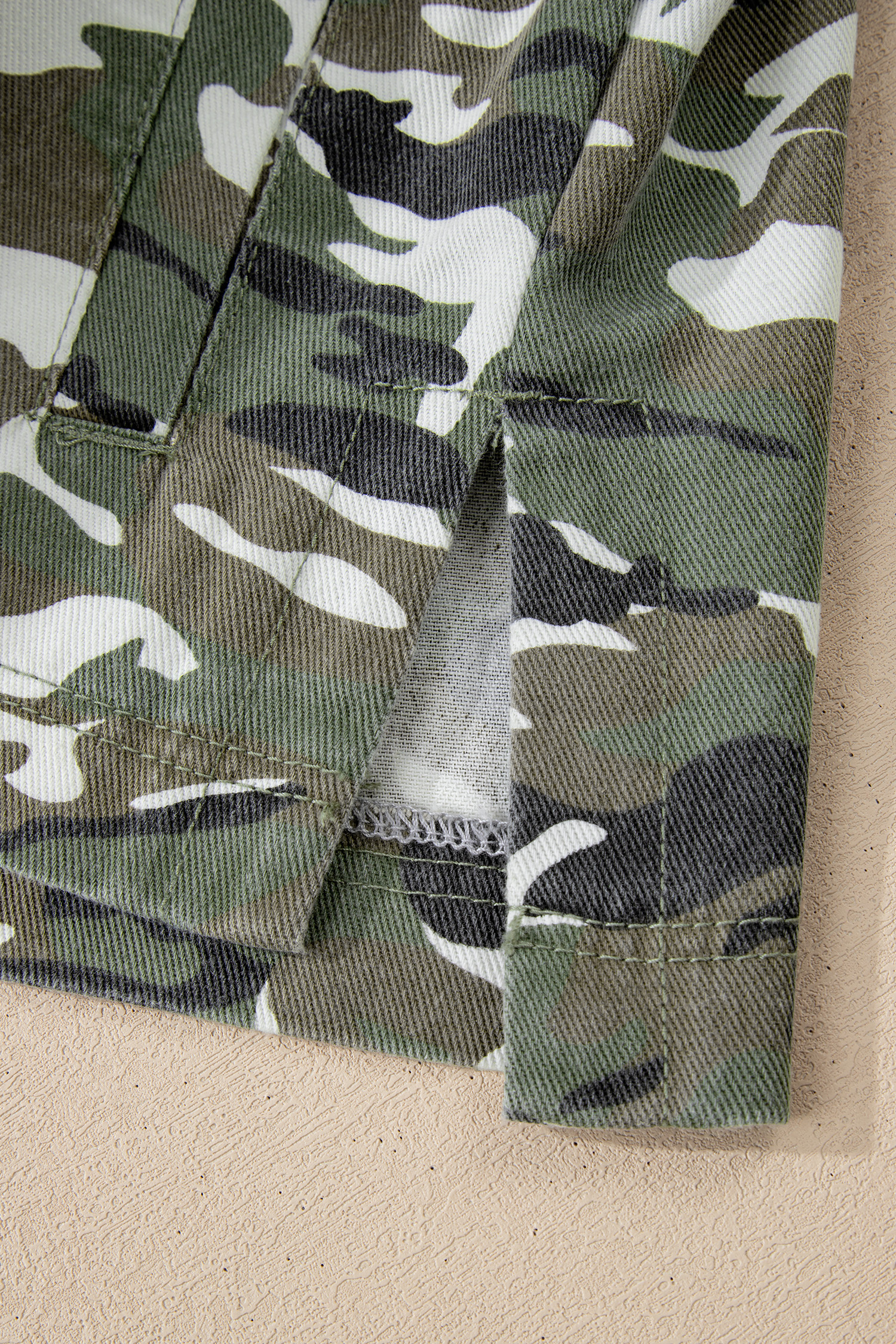 Green Camo Chest Pockets Loose Jean Jacket view 13
