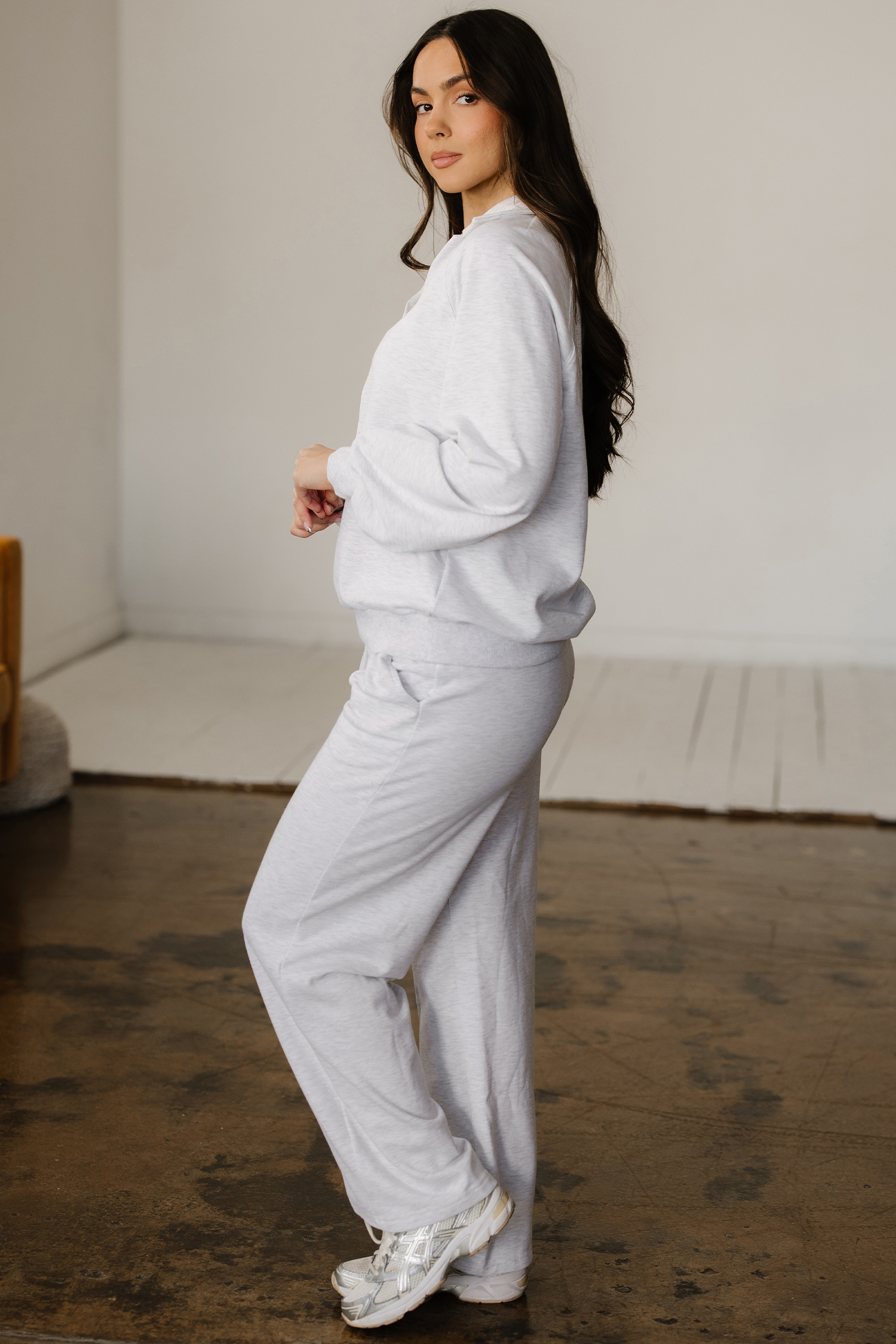 Light Grey Polo Collar V Neck Pullover and Drawstring Sweatpants Set view 3