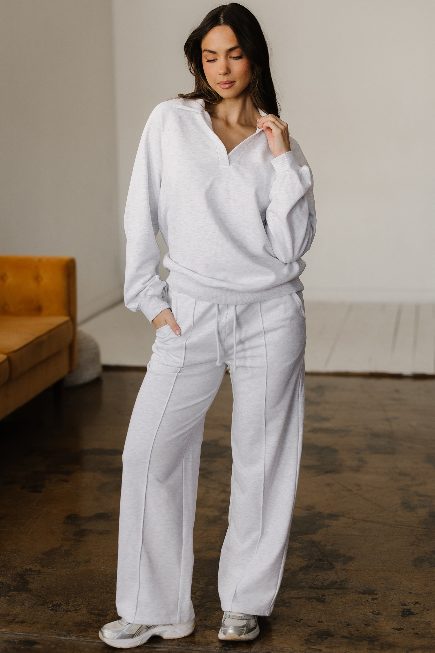 Light Grey Polo Collar V Neck Pullover and Drawstring Sweatpants Set view 5