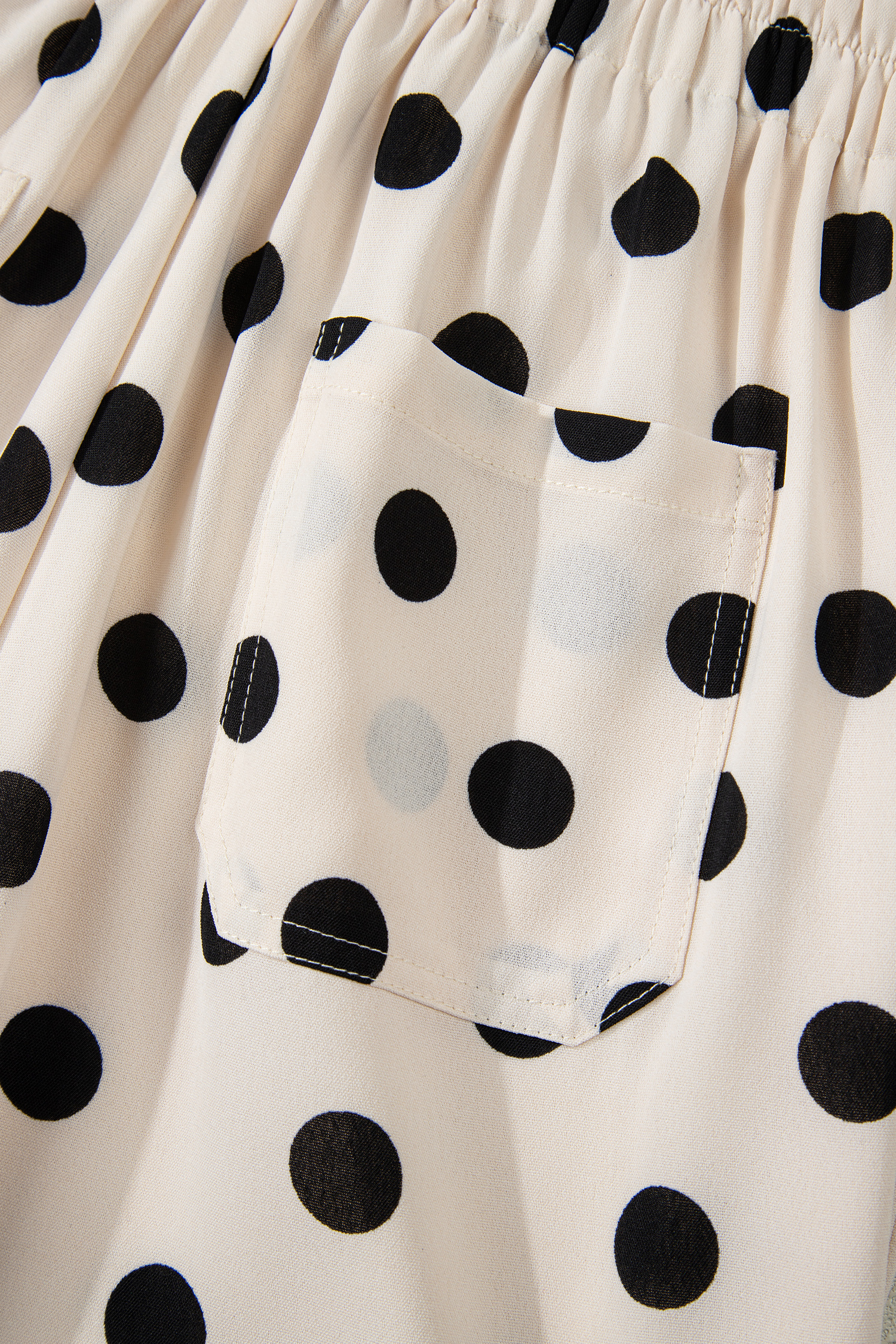 White Polka Dot Print Patched Pocket Mid-rise Straight Leg Pants view 21