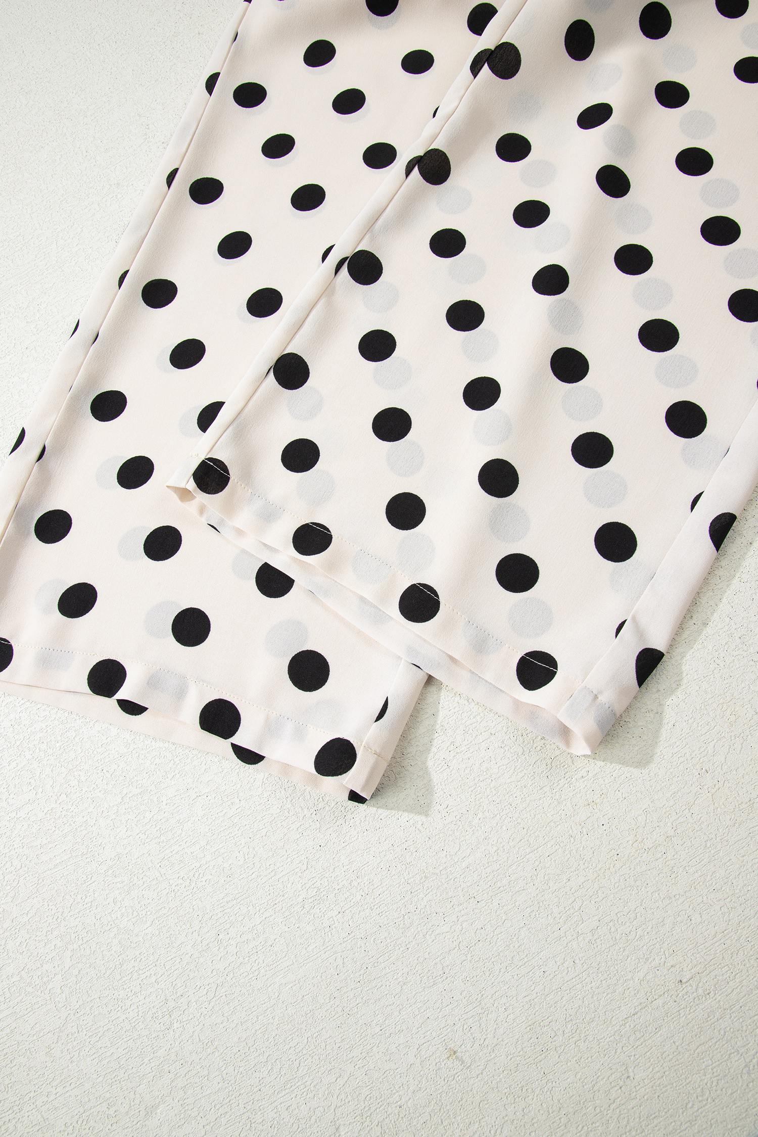 White Polka Dot Print Patched Pocket Mid-rise Straight Leg Pants view 17