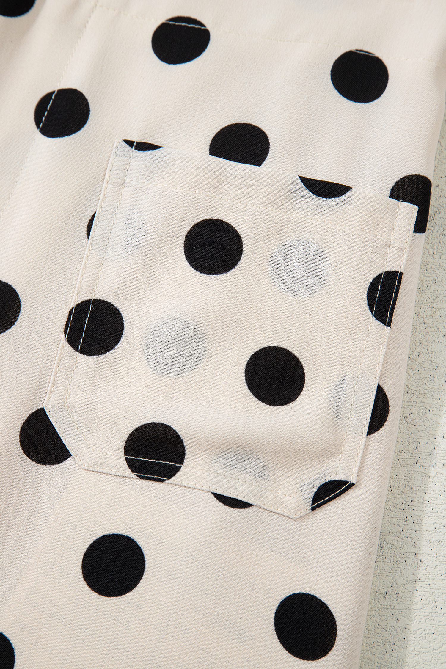 White Polka Dot Print Patched Pocket Mid-rise Straight Leg Pants view 13